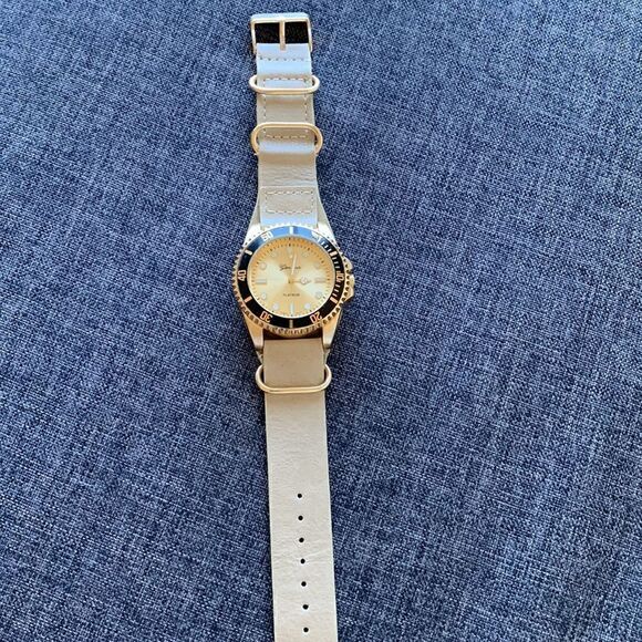 Geneva Platinum Watch Quartz tan adjustable band‎ - Picture 7 of 8